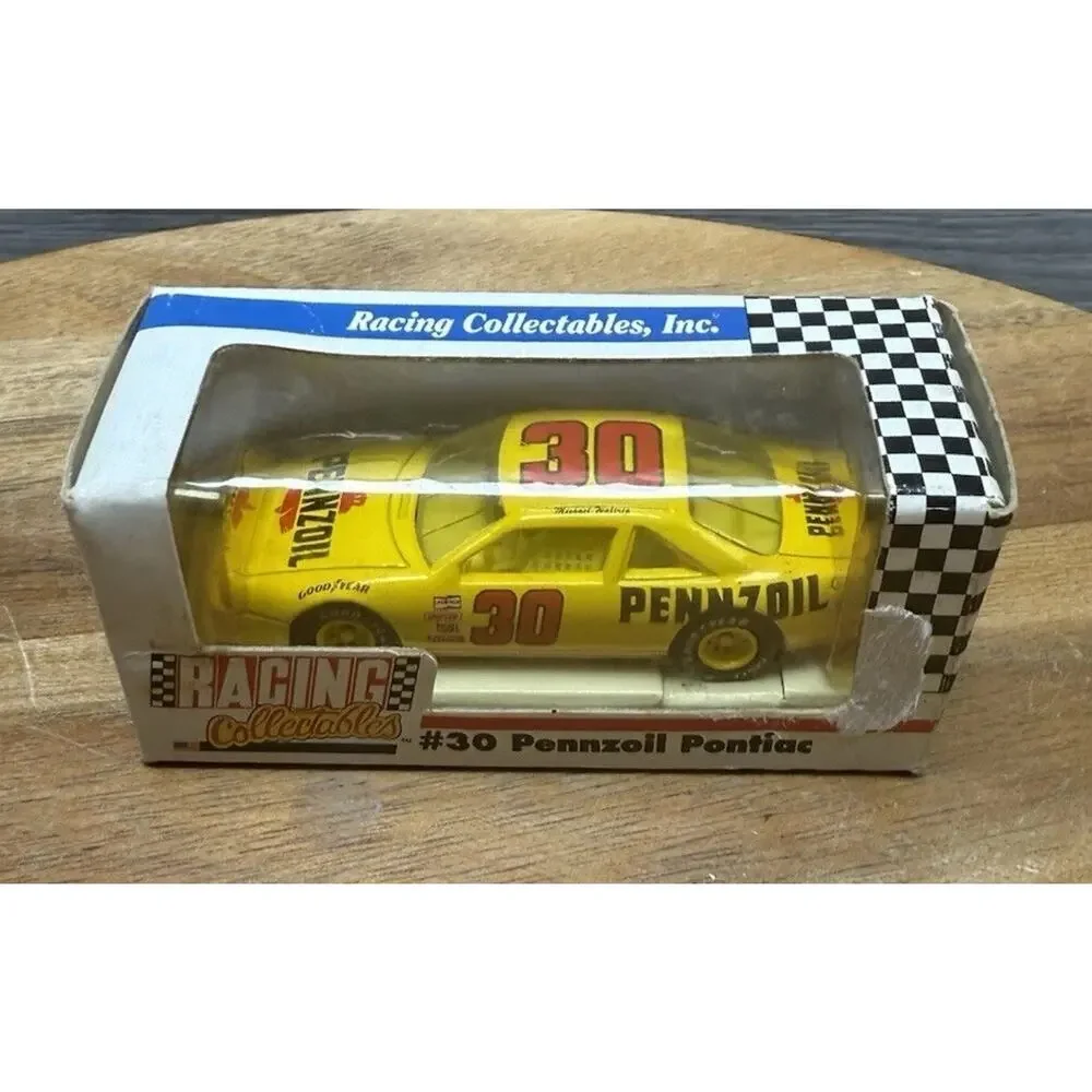 Revell Racing Collectables Michael Waltrip #30 Pennzoil Pontiac 1:64